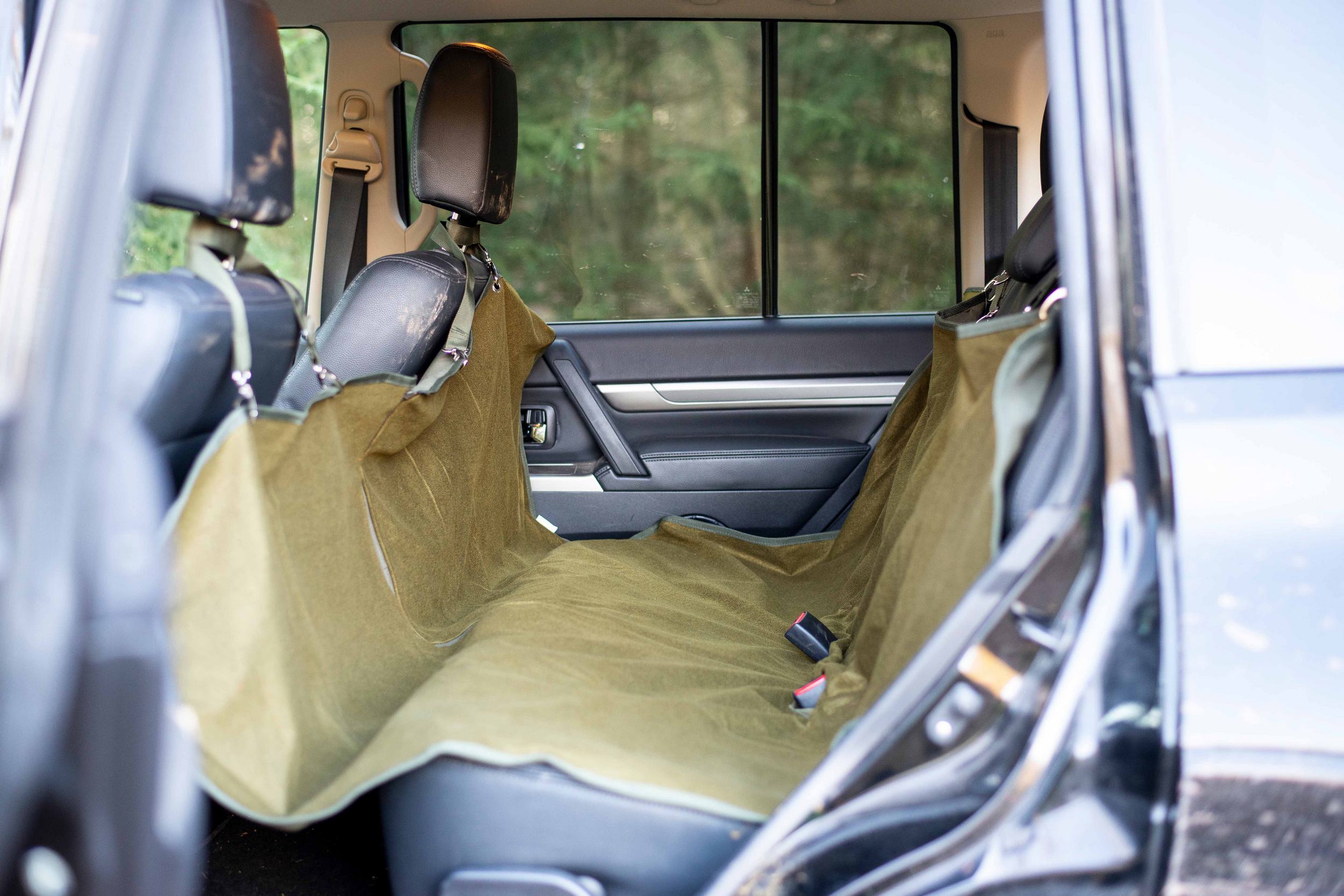 EUROHUNT CAR SEAT COVER FOR BACK SEAT